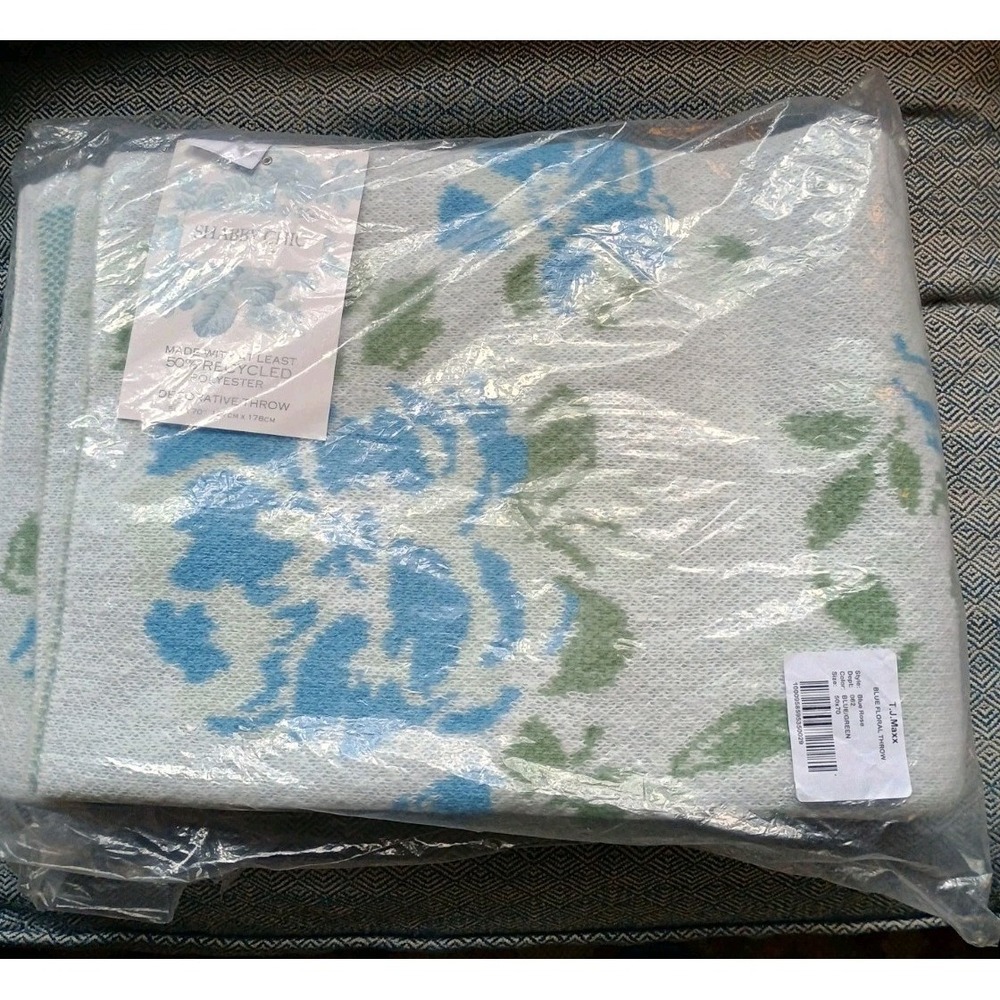 NWT Shabby Chic Knit‎ Throw Blanket Blue Floral 50x70 Cottagecore Flowers Rose